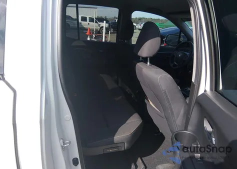 2021 Honda Ridgeline Awd Sport z USA, uszkodzony, nr VIN 5FPYK3F16MB005118